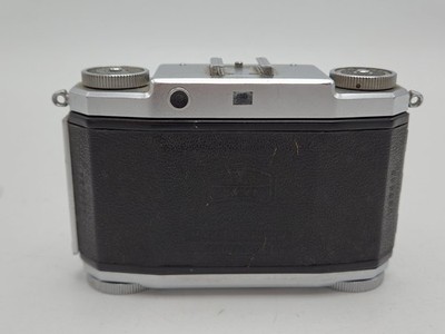 Vintage Zeiss Ikon Contina 524/24 35mm RF Camera w/ Novar 45mm F3