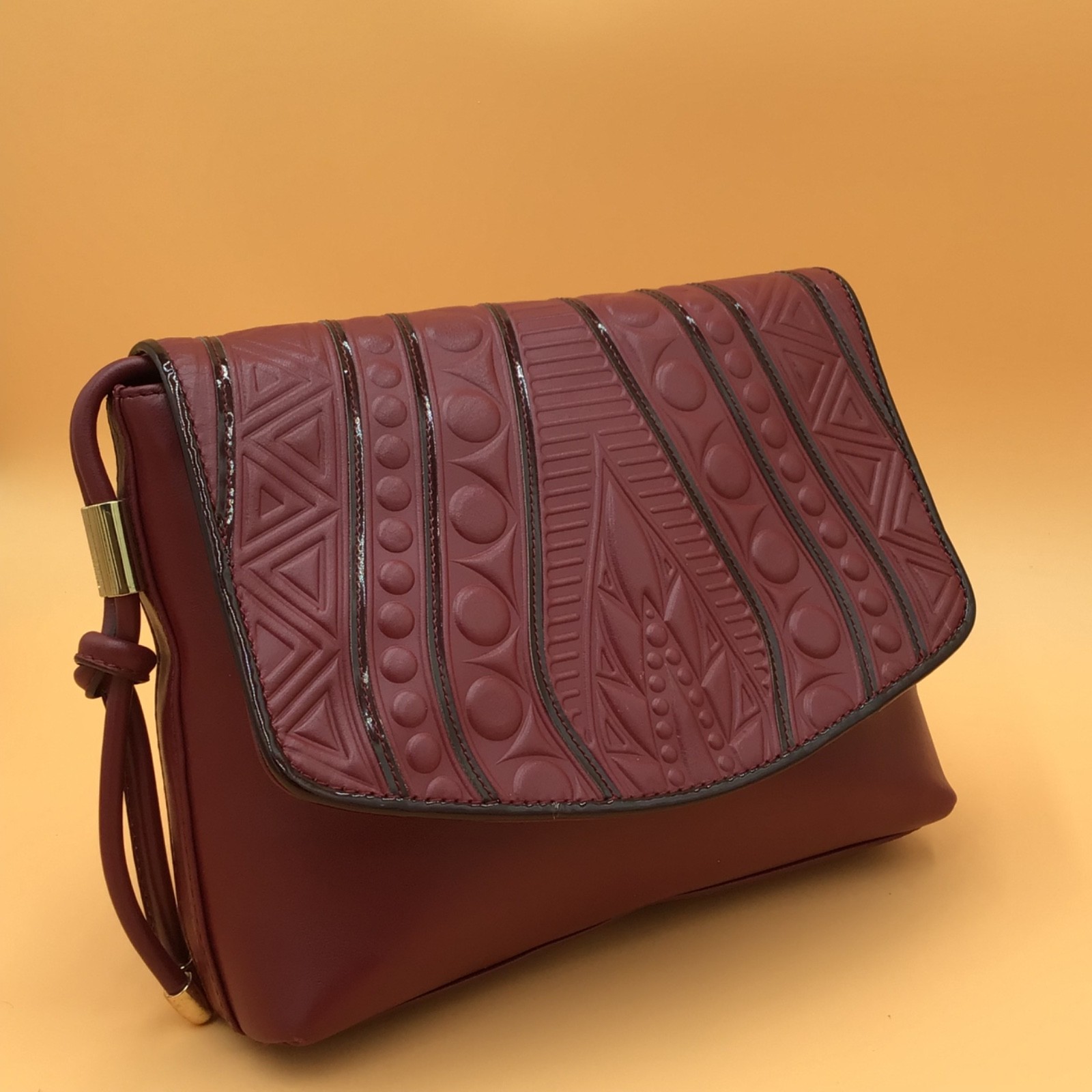 Borsa Tracolla Giudi Pelle Bordeaux Rosso Vinaccia Made in Italy Donna Elegante