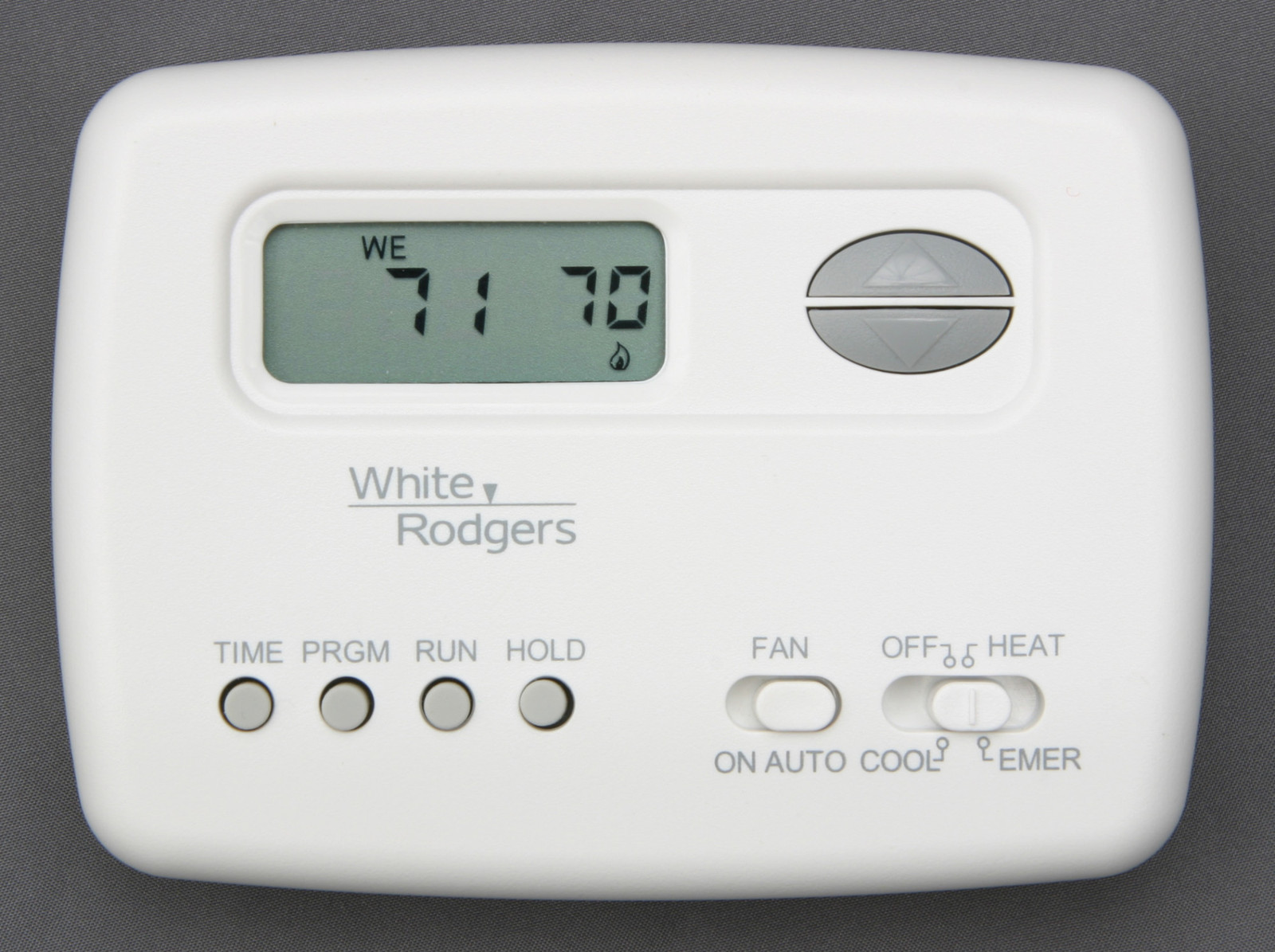 White-Rodgers 1F72-151 Digital 5/2 Day Programmable Thermostat - White