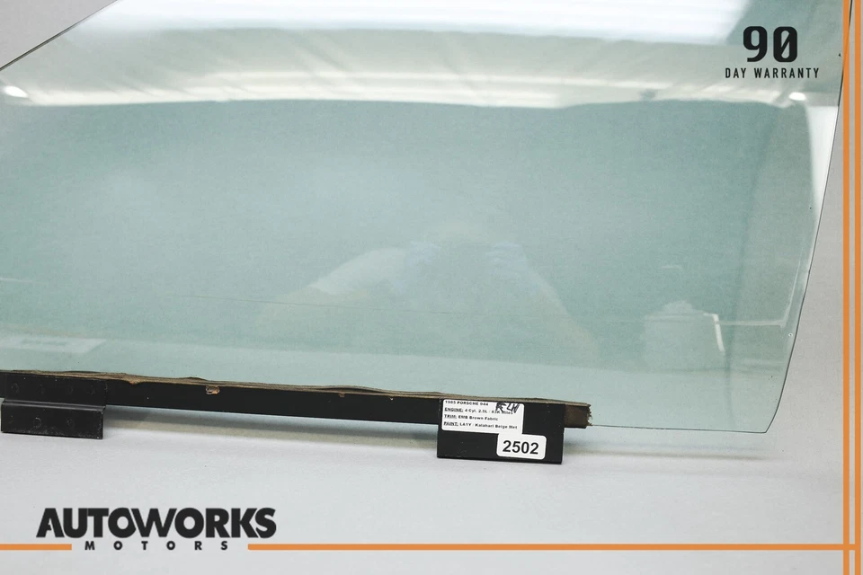 83-87 Porsche 944 Puerta delantera izquierda lado del conductor Ventana Vidrio OEM Foto 3 de 4