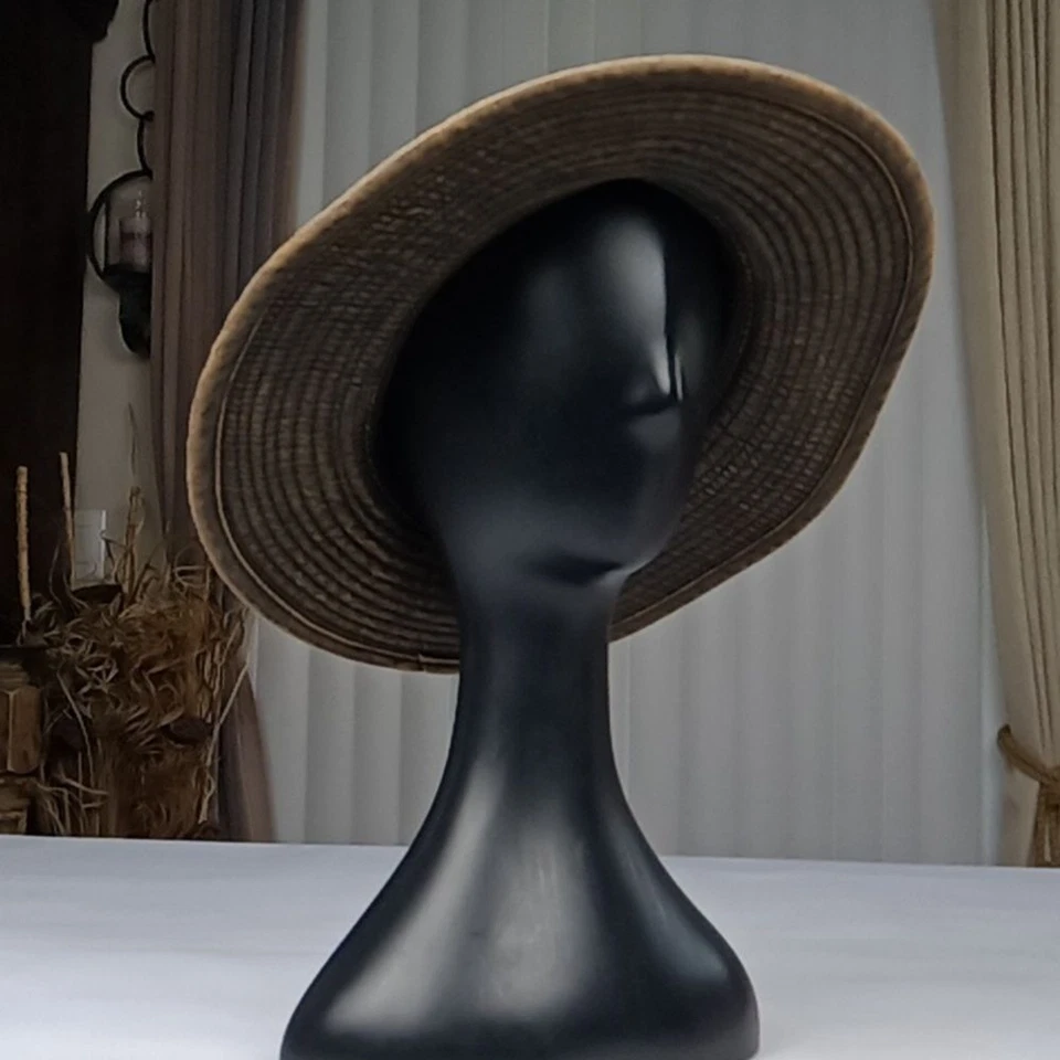 Sombrero de cuero envejecido para hombre. Foto 4 de 4