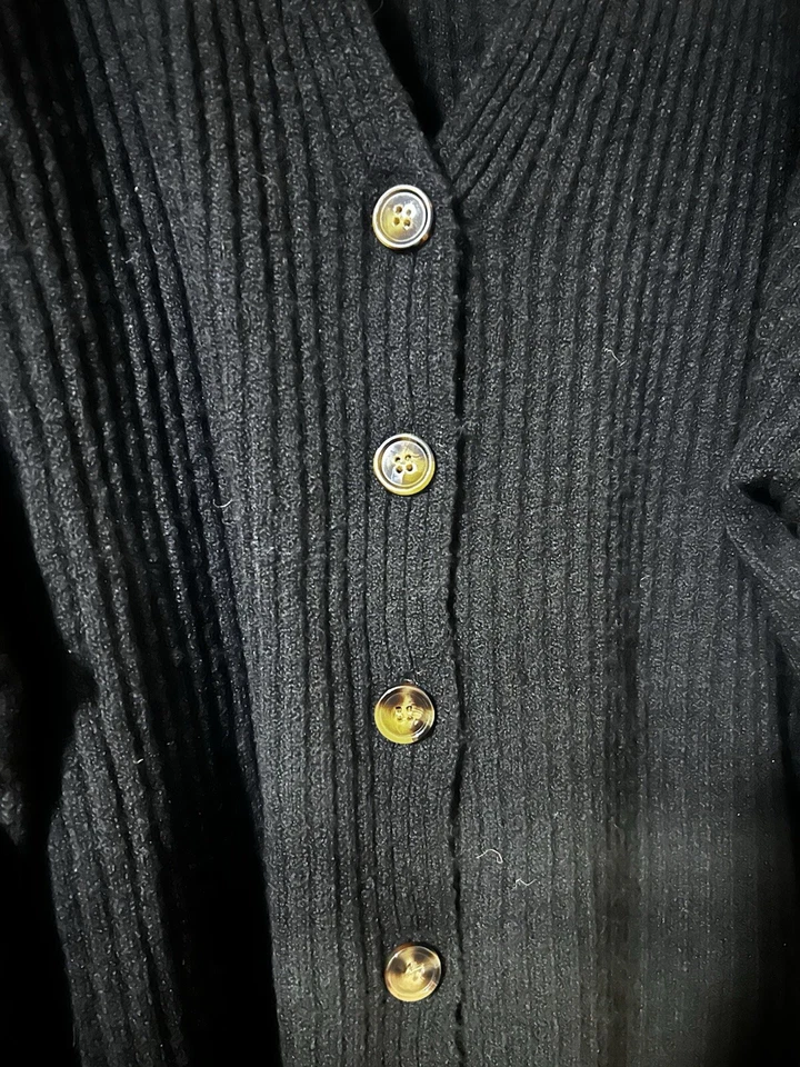 Cardigã feminino French Connection costela gola V longo botão para baixo preto 8-10 M novo com etiquetas - Imagem 3 de 4