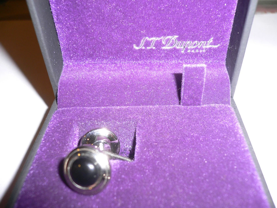 S.T.Dupont Onyx and Mother of Pearl Cufflinks Double-sided Ref:005134 - Изображение 3 из 4