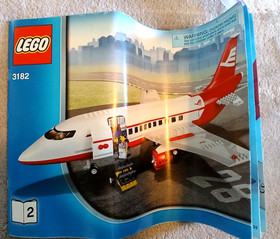 2011, Lego City Airport  3182     (No Box)
