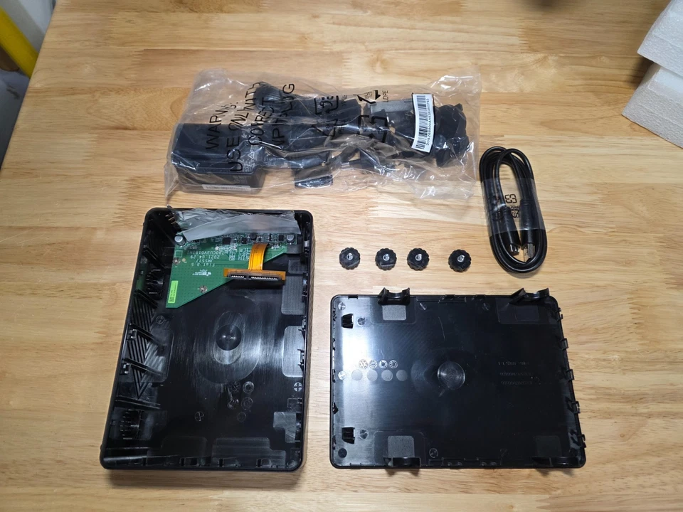 Seagate Expansion 3.5" Externa USB 3.0 SATA Unidad de Disco Caja (Sin Disco) Foto 2 de 4