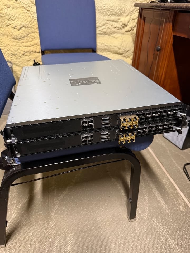 Dell EMC PowerSwitch S4128F-ON E20W001 28-Port 10GbE SFP+ Network Switch
