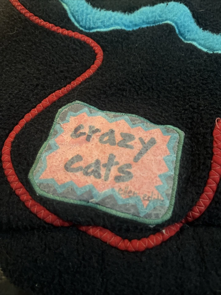 Cremallera polar negra vintage de los 90’s para mujer - Crazy Cats de Ellen Edith Foto 4 de 4