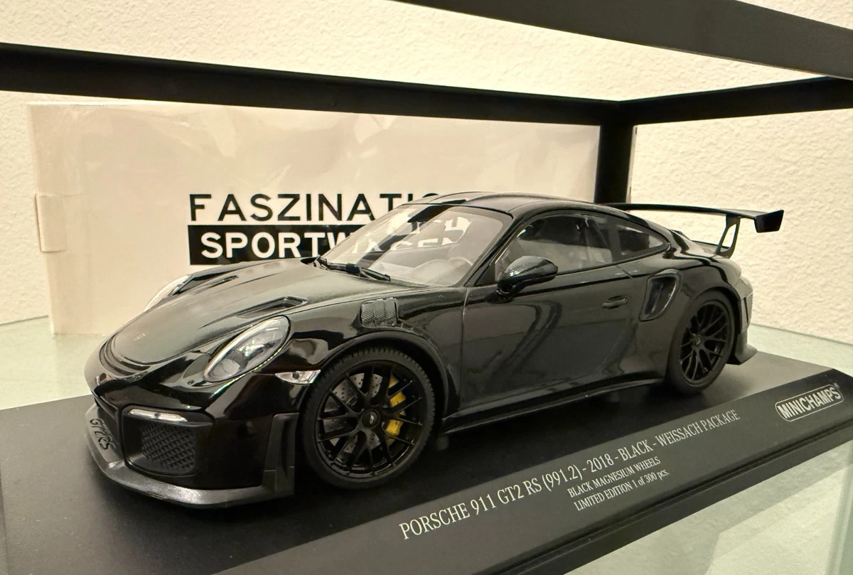 ラストプライス！ポルシェ911 GT3 RS4.0 1/18 ミニチャンプス MINICHAMPS 1:18 Scale Porsche Contemporary Manufacture Diecast