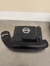 2005-2011 Nissan Xterra Engine Cover W/ Intake Tubing Air Duct  16576-CD00A
