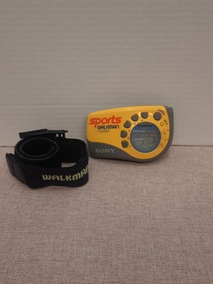 Vintage Sony Sports Walkman SRF-M78 Portable AM/FM Radio W/ Armband TESTED