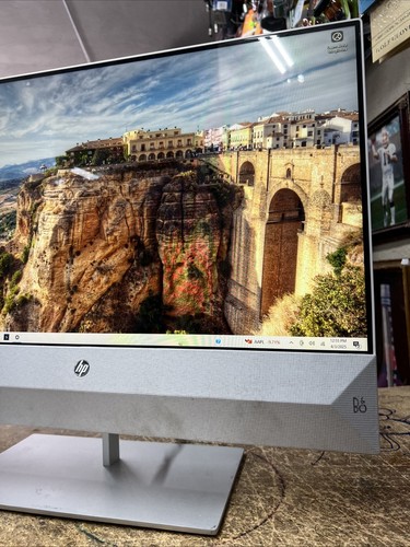 HP Pavilion 24 All-in-One PC 24-xa0024 i5-8400T 12GB RAM 256GB SSD Touchscreen - Picture 4 of 19