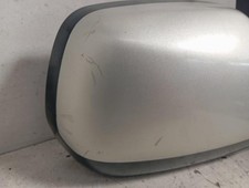 Retroviseur droit (ou coque) Toyota VERSO