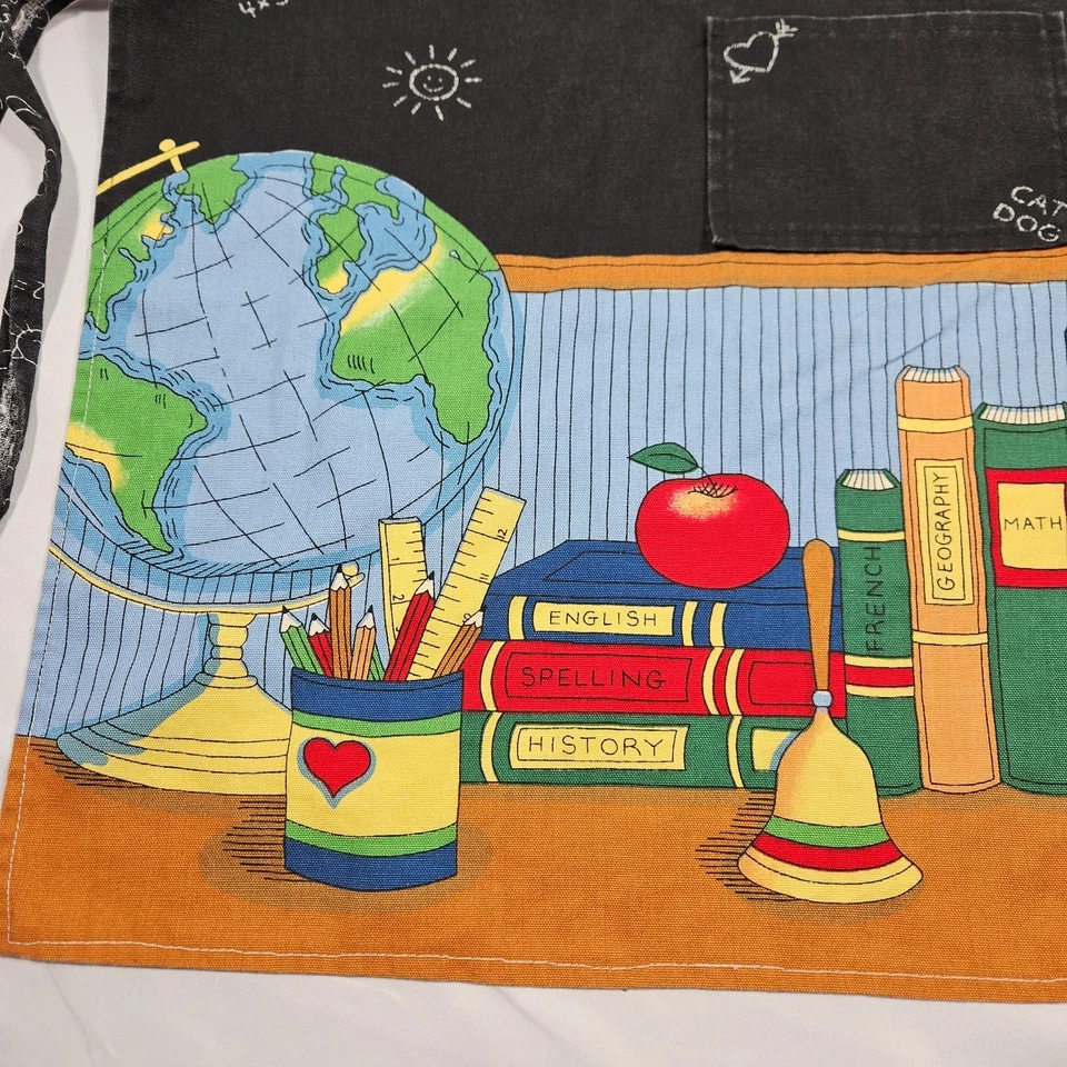 Teacher Apron "A Teacher is a Special Friend Whose Love and Kindness Never End" - Image 3 of 4