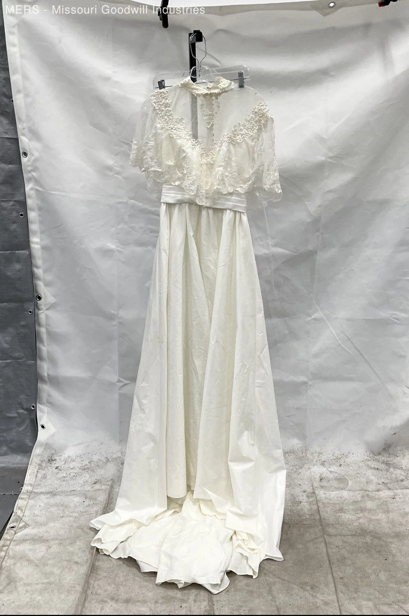 ebay vintage wedding dresses Long Sleeves Satin Lace Appliues A Line Bridal Gowns Caplet Sleeves Victorian 1980s Vintage Wedding Dresses