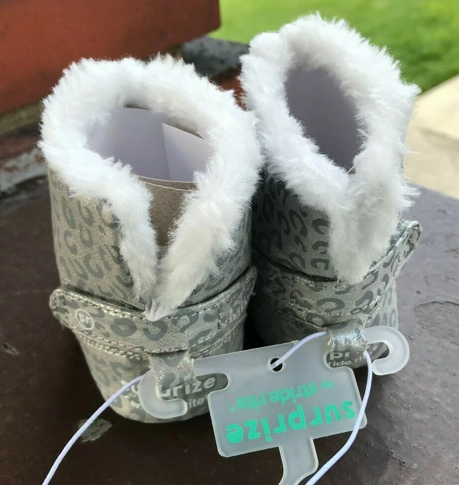 Bebés Niñas Surprize Stride Rite 6-12 meses Plata Animal Estampado Imitación Piel Botas Foto 3 de 4