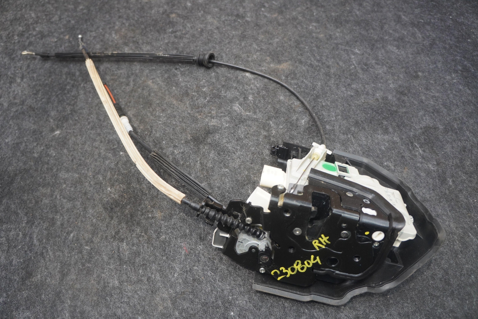 Front Right Passenger Door Latch Lock 3W0837014 Bentley Continental GTC 2016 GT