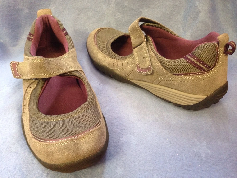 Size 6.5 Mary Jane Style Shoes Velcro Croft Barrow Grey Purple