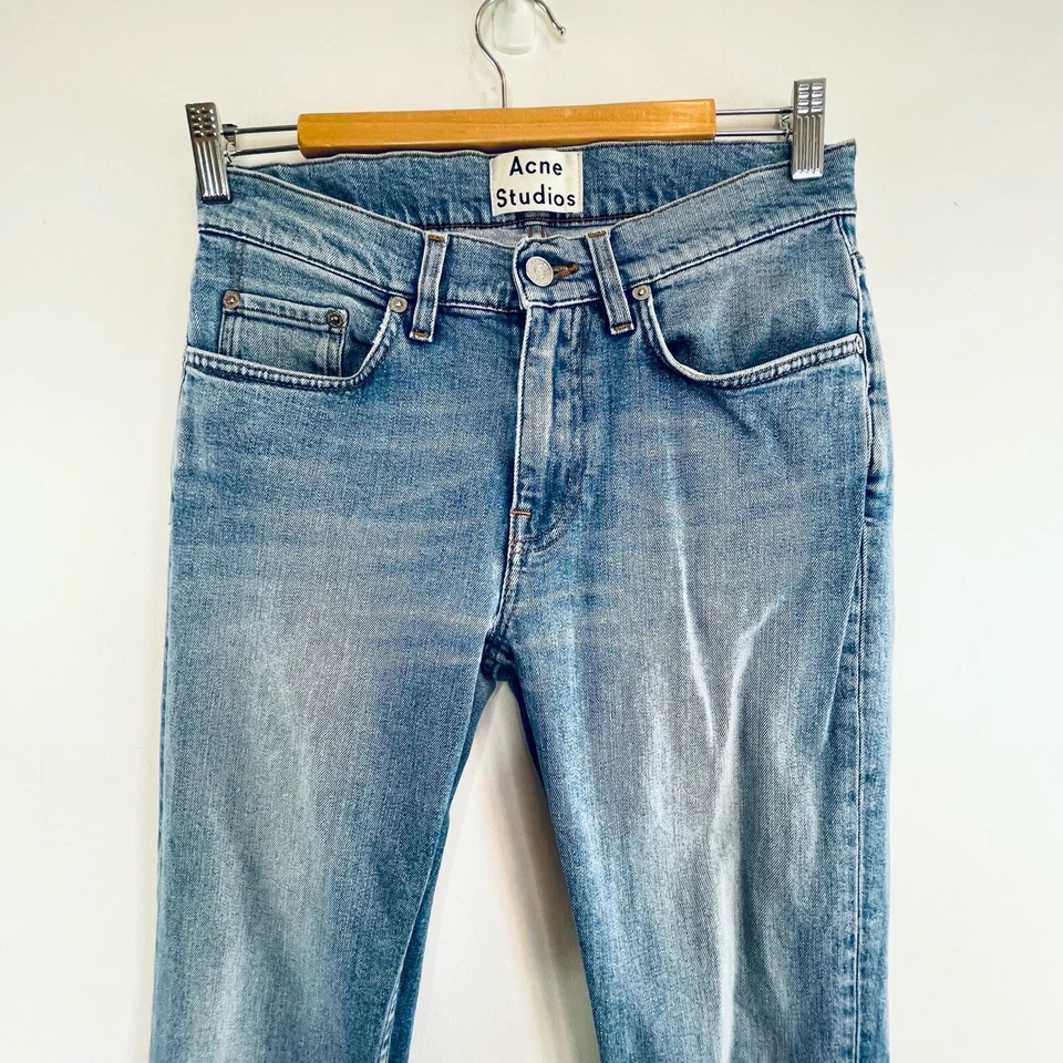 Pantalones de mezclilla de pierna ajustada Ace Carter azul acné talla 28/32 de diseñador hechos en Italia Foto 2 de 4