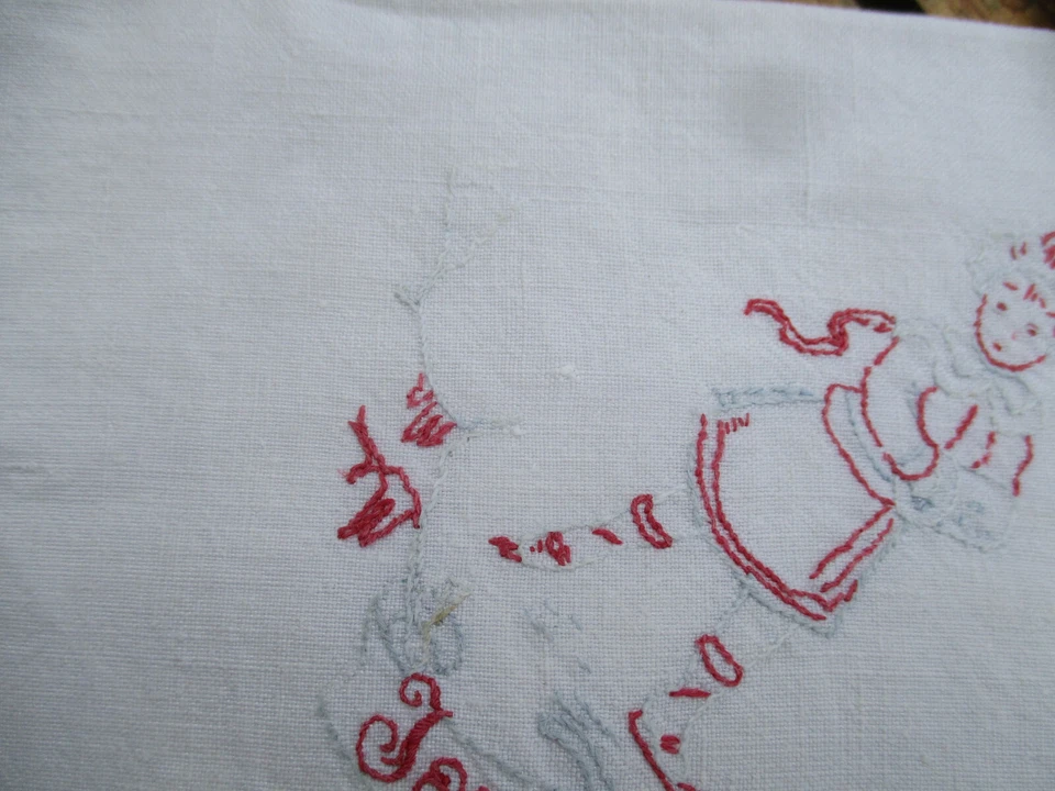 12 serviettes à thé anciennes fin XIXé brodées main enfants dentelle au crochet - Photo 2/4