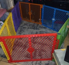 North States Superyard Colorplay Portable Foldable Multicolor Play Yard