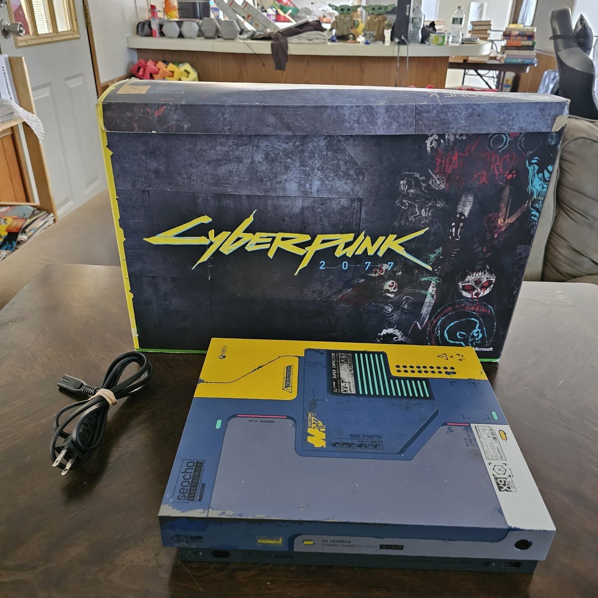 Microsoft 1TB Xbox One X Cyberpunk 2077 Limited Edition (Console