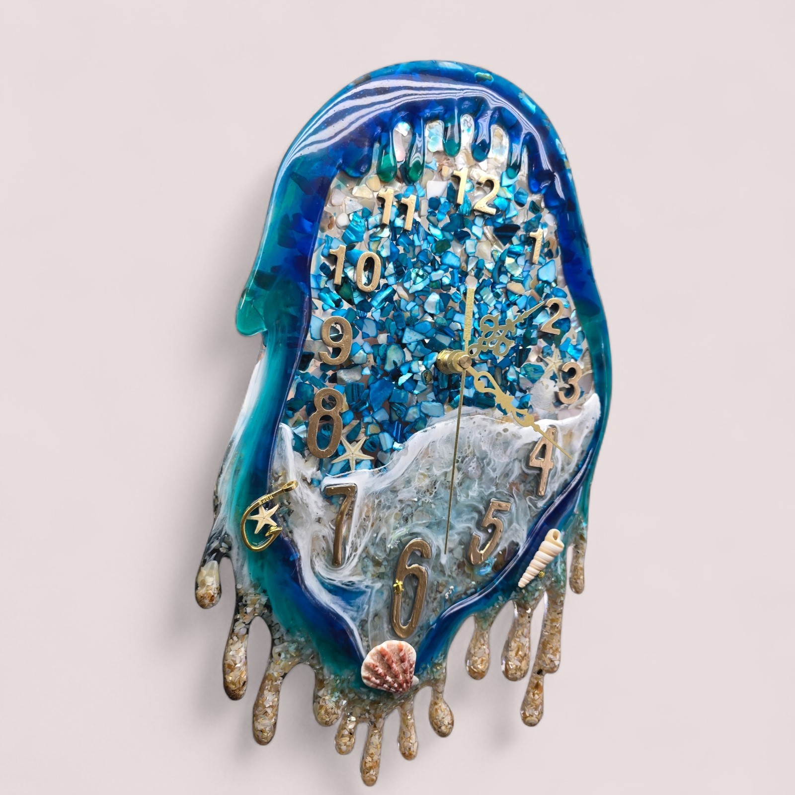 Handmade Resin Melting Clock Ocean Themed