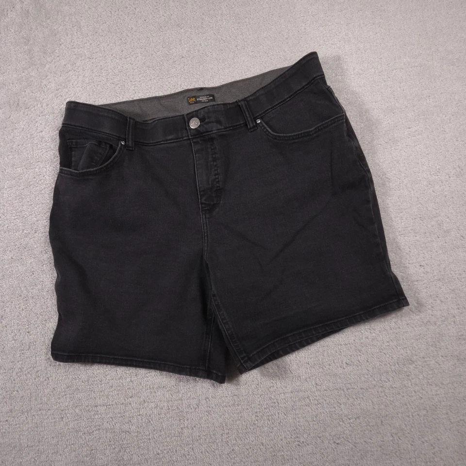 Lee Plus Jean Shorts Womens 20W Black Denim Mid Rise Regular Fit 5 Pocket - Image 2 of 4