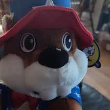 Buc-ee's Beaver Medium Plush Washable 2023 Fourth of July Brown Red Blue