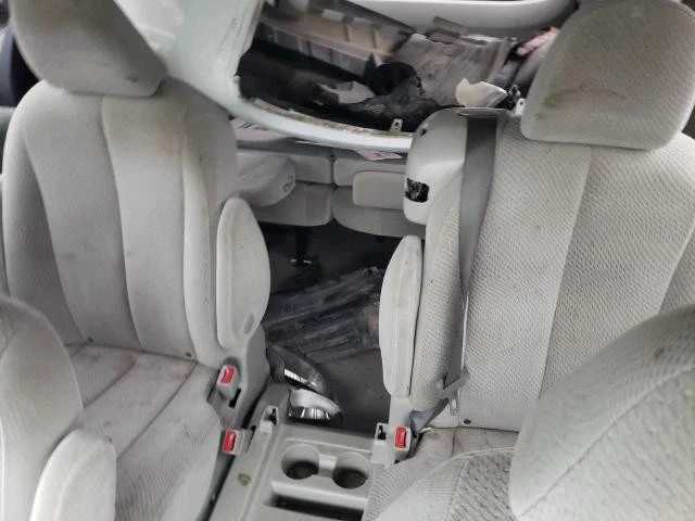 Used Starter Motor fits: 2011 Toyota Sienna 1.7kw Grade B - Image 3 of 4