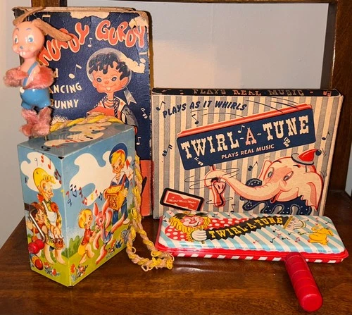 2 Vintage 1950’s MATTEL HURDY GURDY Tin Musical Toy DANCING BUNNY & Twirl A Tune