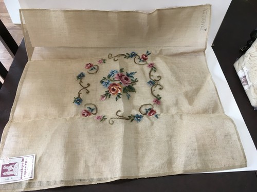 Needlepoint Tan Paragon Tapestry Vintage Wool Embroidery Large 26" x 26" - Picture 2 of 8