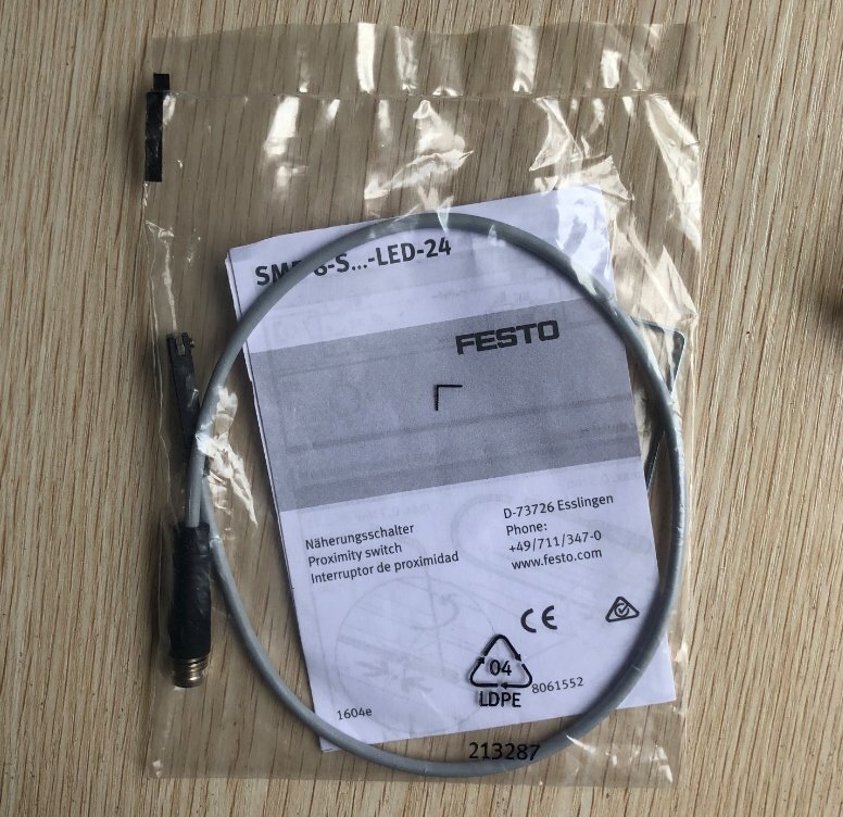 1PC new FESTO SME-8-S-LED-24 150857 Magnetic switch sensor