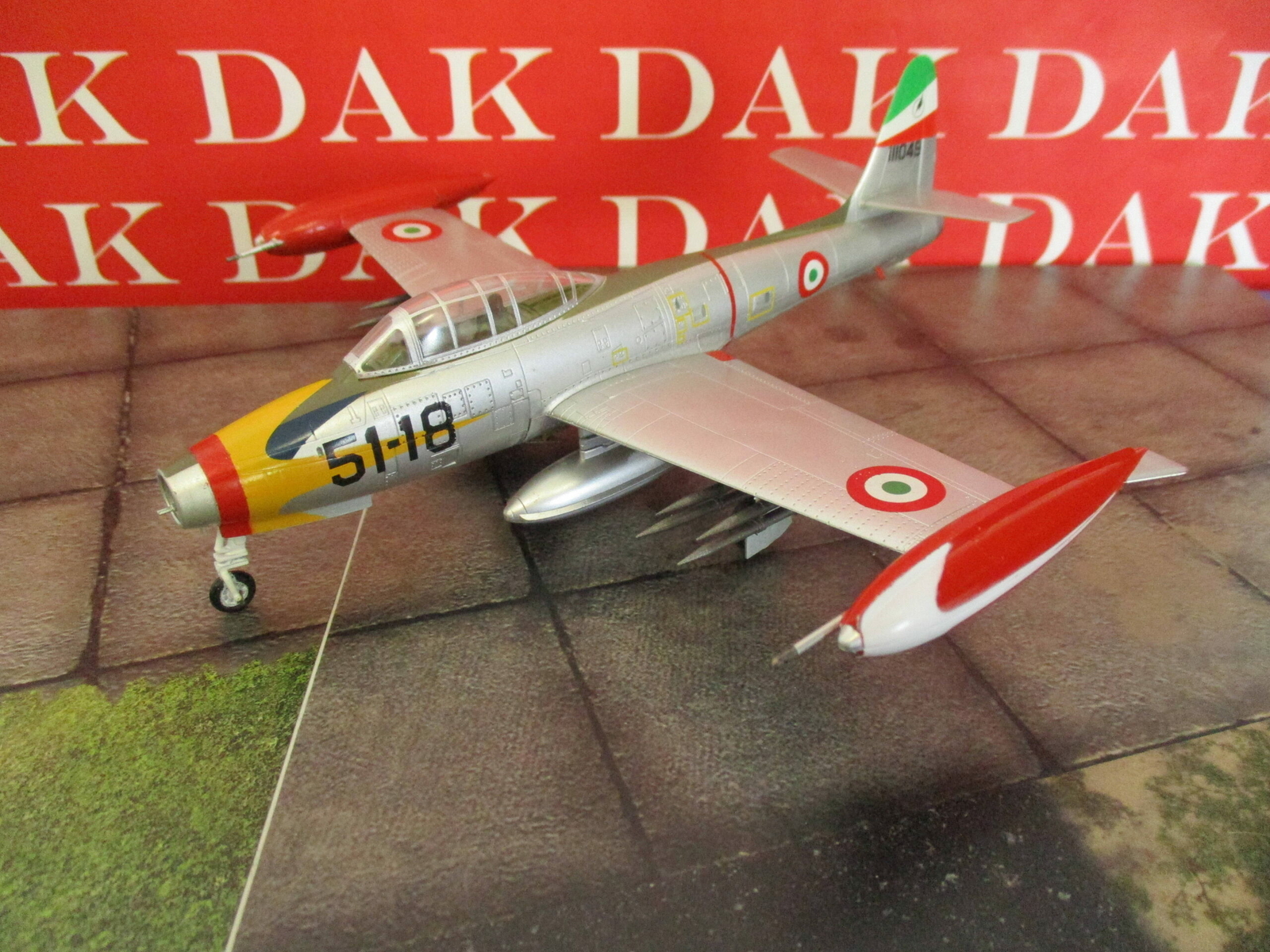 1/72 Modellino Aereo Aircraft F-84G Thunderjet 51 Aereobrigata Italy Easy Model