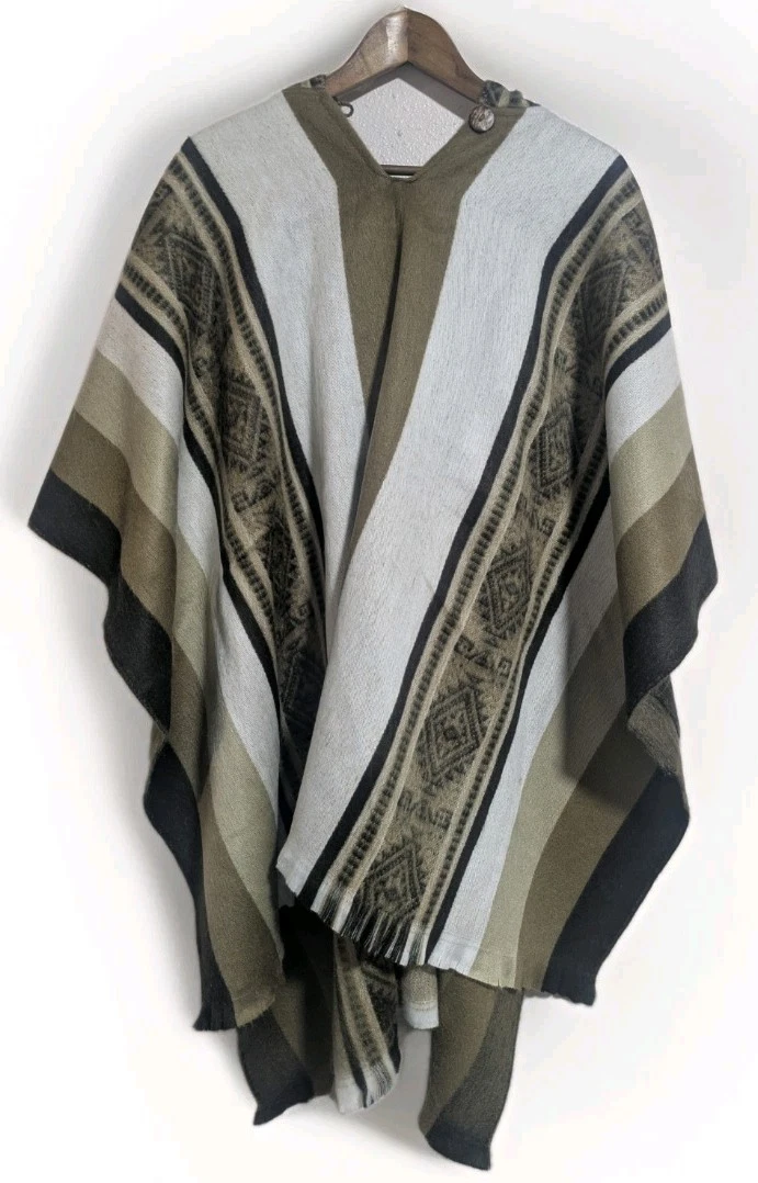 Lightweight BABY ALPACA Wool Hooded Poncho Pullover UNISEX Green Made in Ecuador