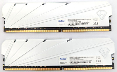 32GB 2x 16GB Netac Shadow S DDR4 3200MTs PC4-3200 CL16 weiß Gaming RAM Arbeitsspeicher