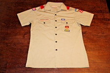 Boy Scouts of America BSA Men's Shirt Tan Medium Sewn Patches Short Sleeve
