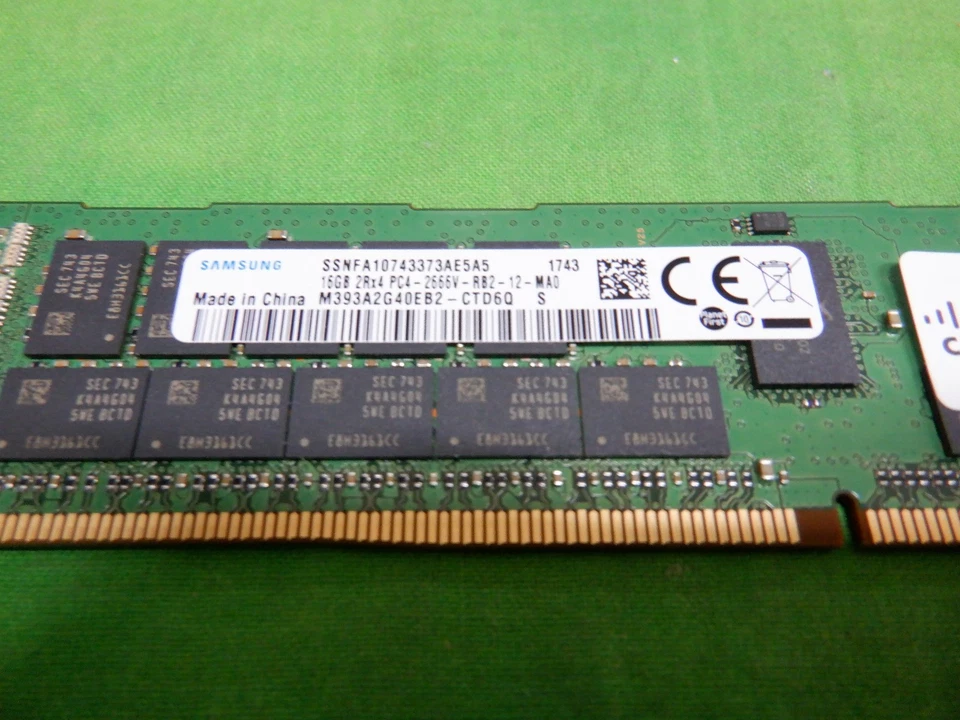 SAMSUNG 16GB 2RX4 PC4-2666V DDR4  ECC Registered Server Memory 15-105078-01 - Image 2 of 3