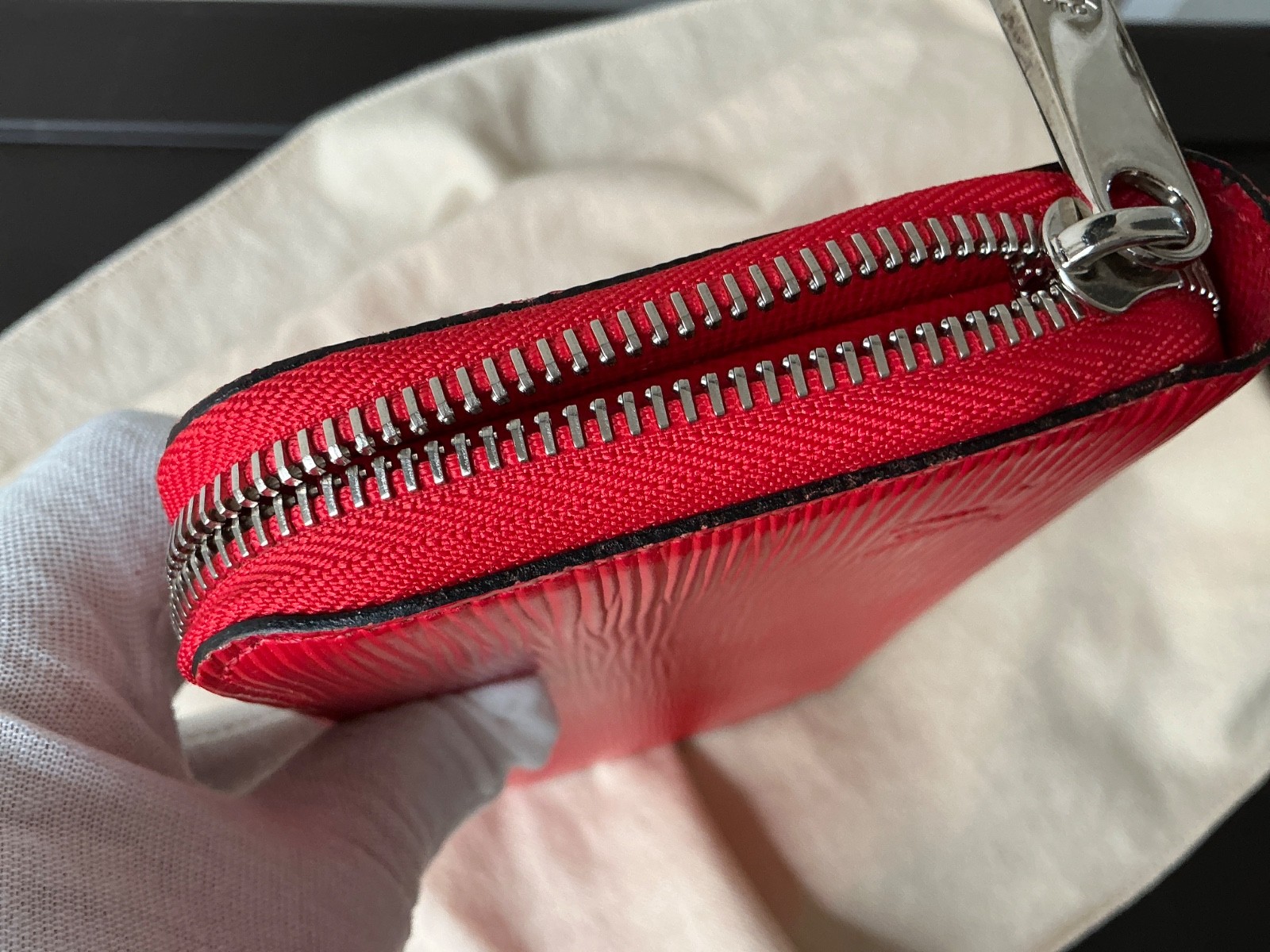 Louis Vuitton Red Epi Zip Around Wallet thumbnail 7