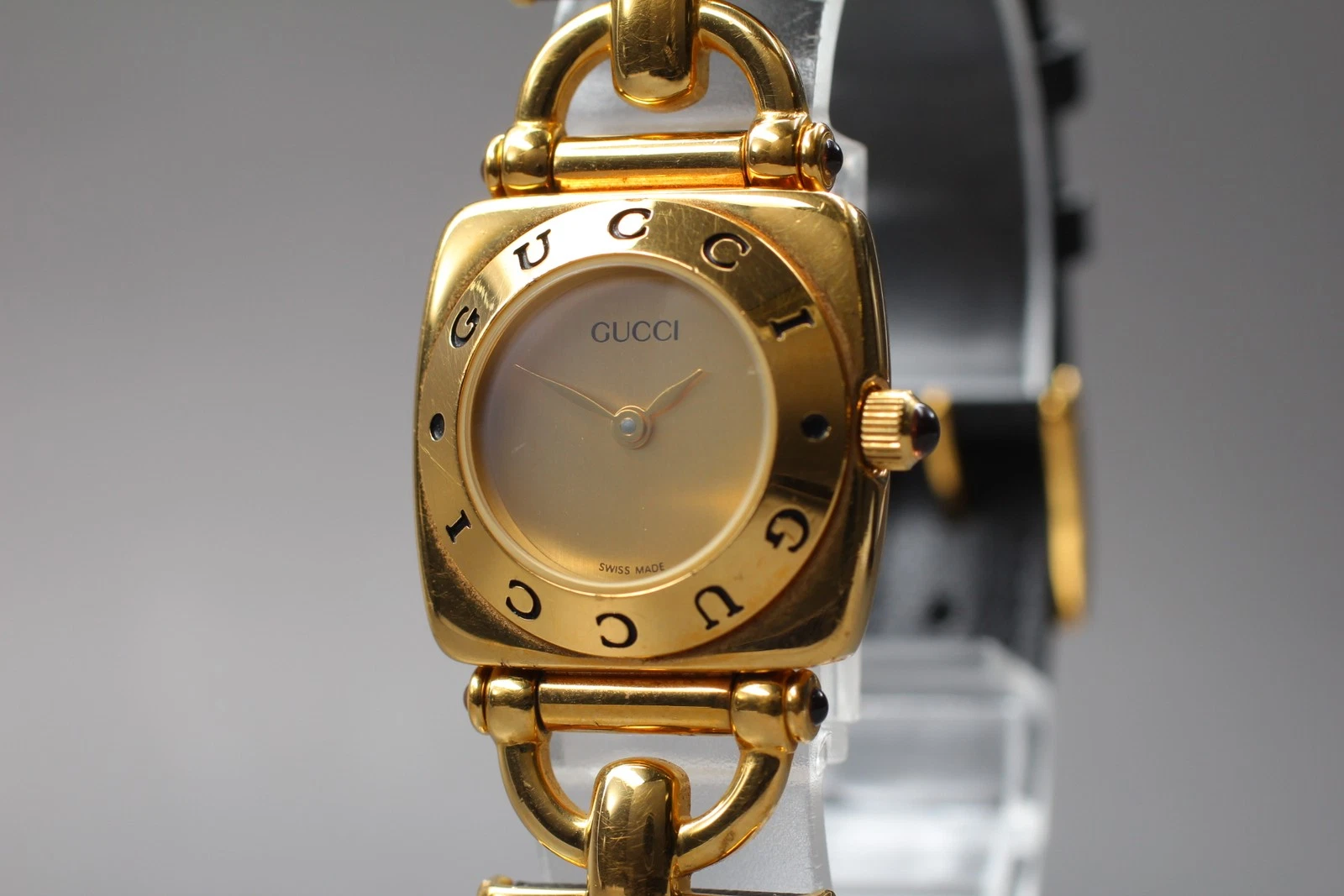 [Ecc+5] Orologio da donna Gucci Horsebit 6300L 22 mm quadrante oro quarzo dal GIAPPONE