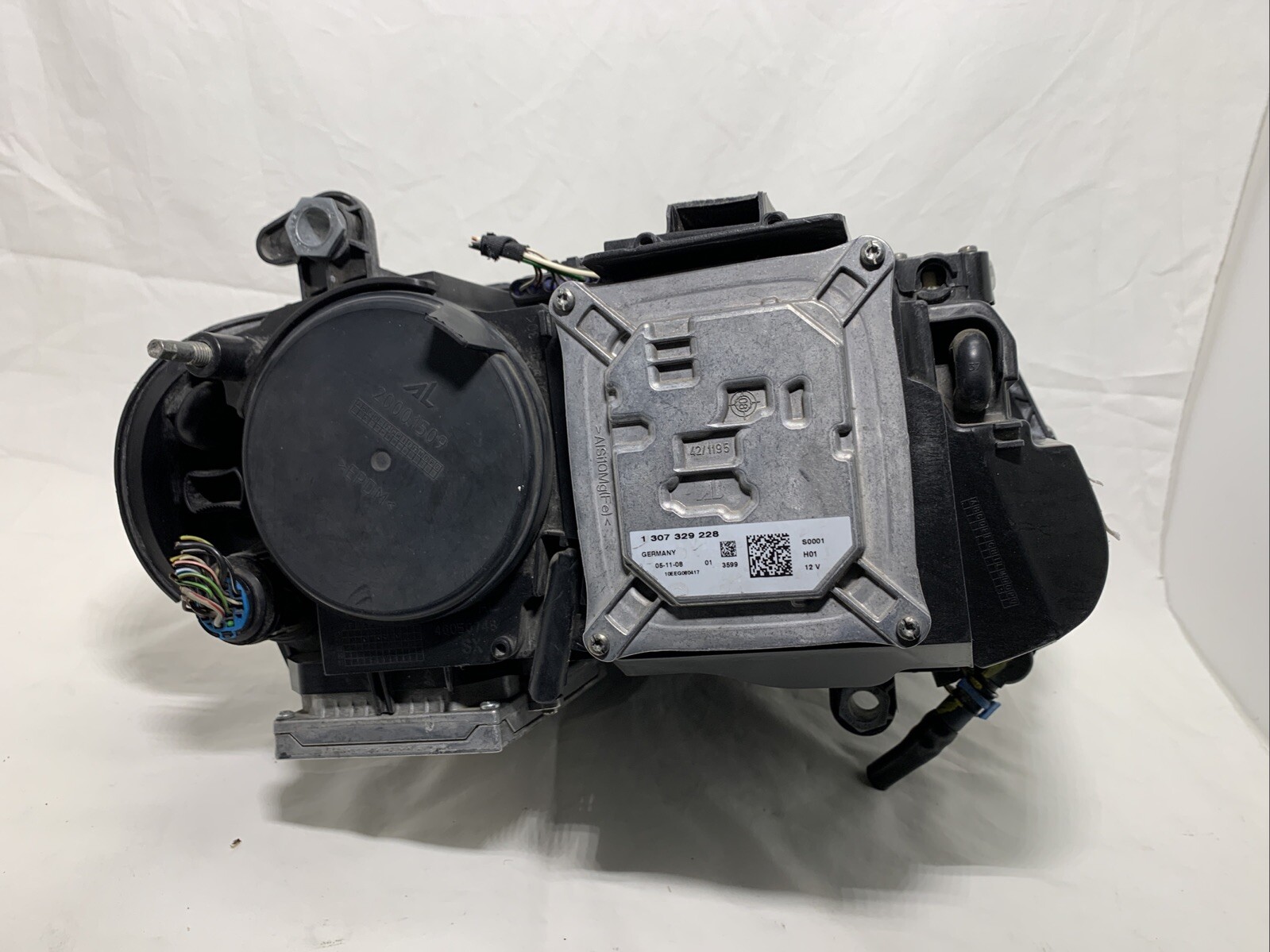 09-13 Maserati Quattroporte M139 Left Driver Headlight Lamp HID Xenon Chrome OEM