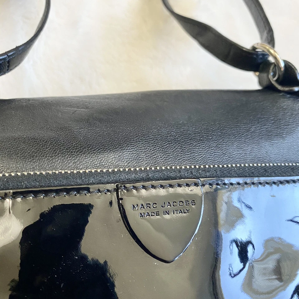 Marc Jacobs черная кожа и патент клапан спереди сумка наплечная сумка современный - Изображение 2 из 4