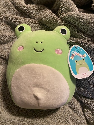 green frog squishmallow