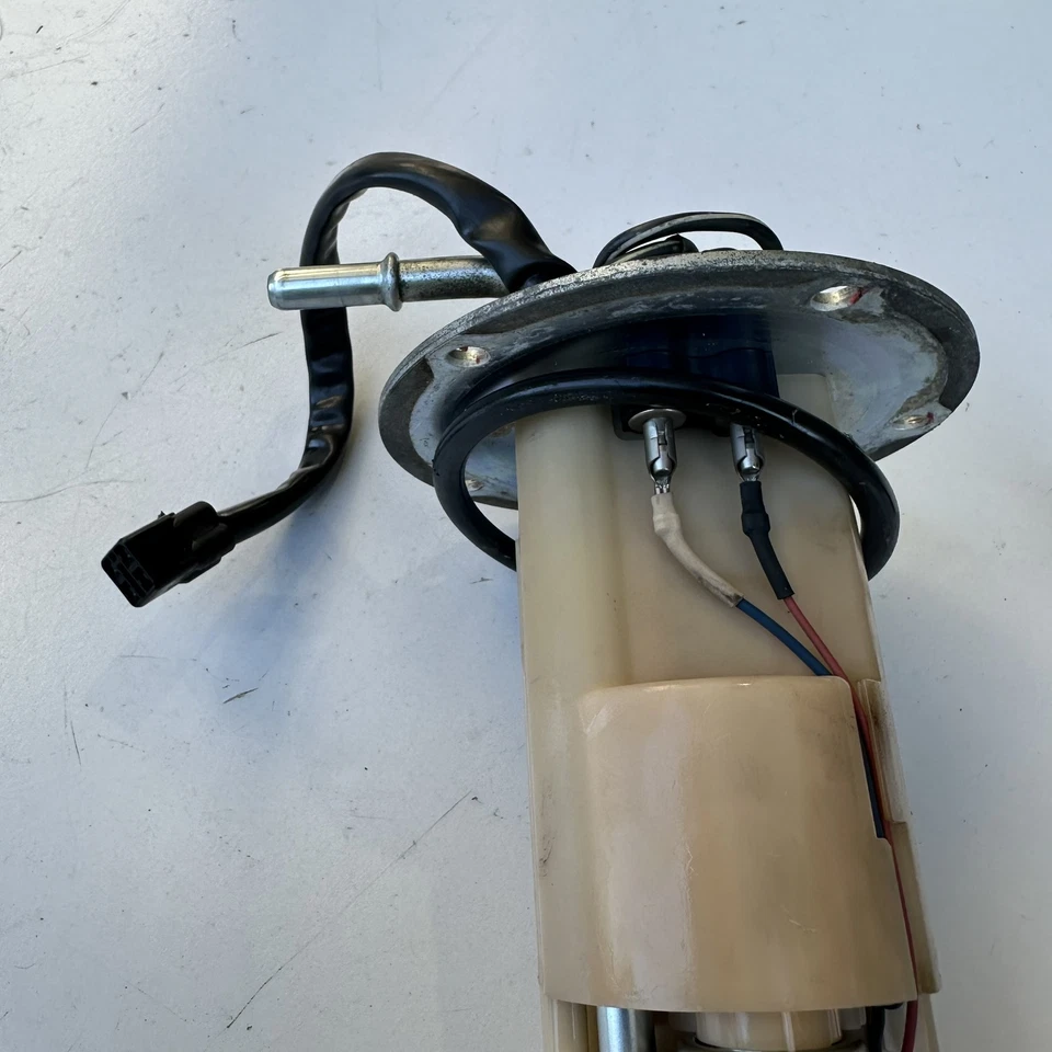 Bomba de combustível Kawasaki Vulcan 1700 Classic 2012 49040-0035 - Imagem 3 de 4