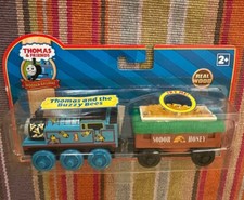 2009 Learning Curve Wooden Thomas Train Thomas  The Buzzy Bees New 