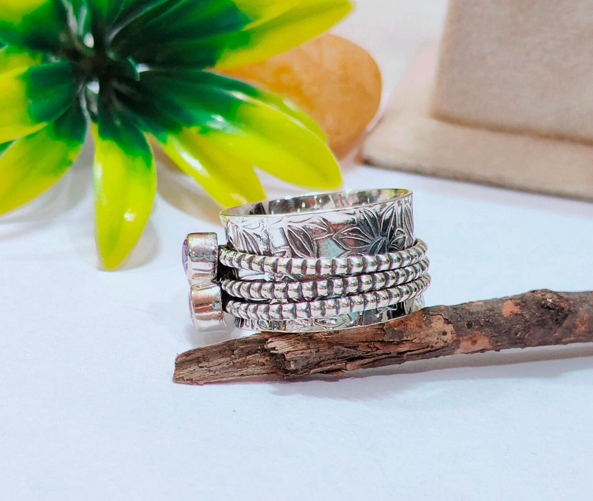 Stone thumb sale ring