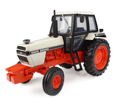 UNIVERSAL HOBBIES David Brown 1690 2WD 1:32 Scale Model J6754
