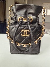 Chanel Quilted Leather Micro Cube Crossbody Bag Coco CC Tasche
