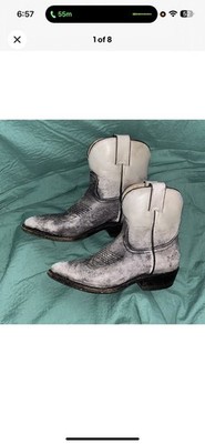 FRYE Womens Size 7.5 B Distressed Gray Leather Ankle Fashion  display picture 3
