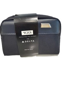 TUMI DELTA ONE トラベルポーチ ネイビー TUMI for DELTA トラベルポーチ - メルカリ