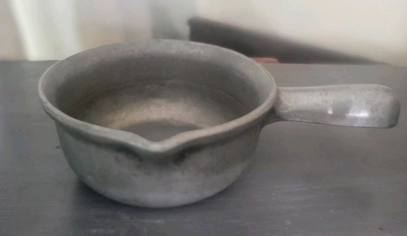 Vintage 5" Diameter Metal Craft #4 Gravy Sauce Pouring Pot Scoop.